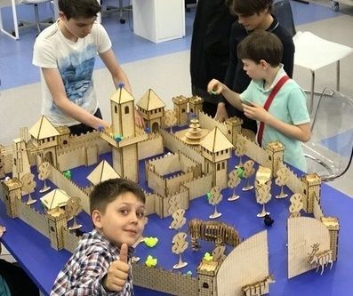 Тюменский «Кванториум» приглашает на «Инженерные каникулы»