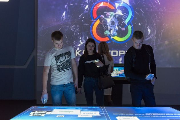 Детям из отдаленных областей учиться помогут мобильные «Кванториумы»